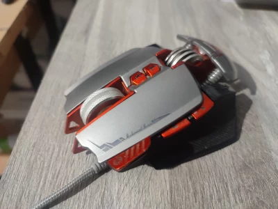 v9 mouse